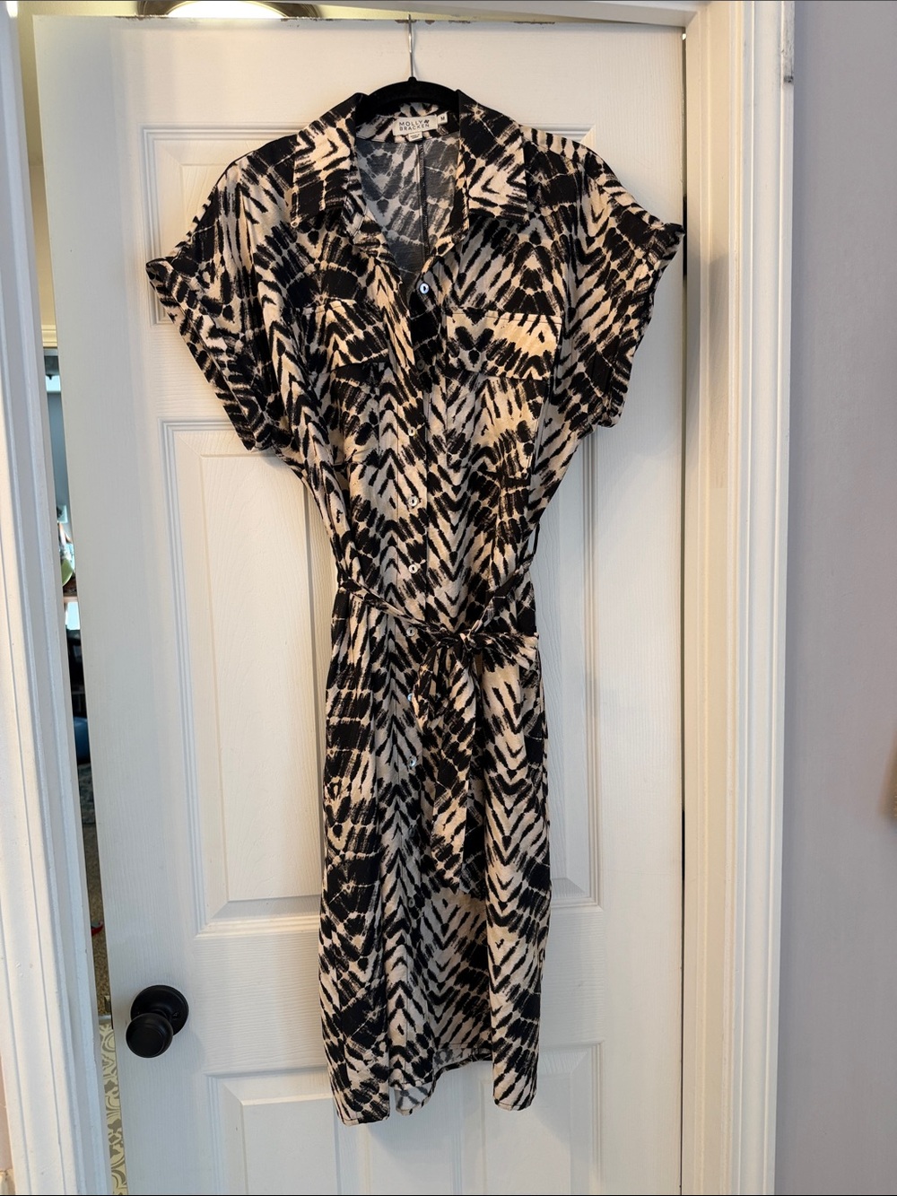 Molly Bracken Black and White Printed Midi Shirt Dress